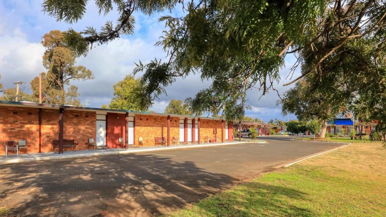 Silver Oaks Motel Gilgandra Exterior photo